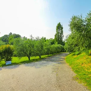 Apartment & Country Holidays 